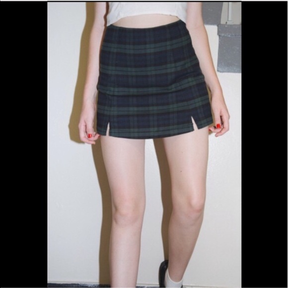 Brandy Melville Cara Skirt - navy blue & green - Picture 2 of 8